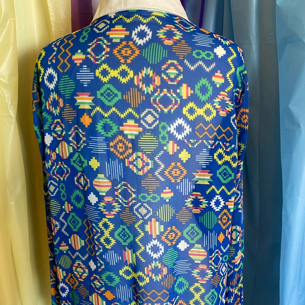 Fun Print Blouse - Picture 6 of 8